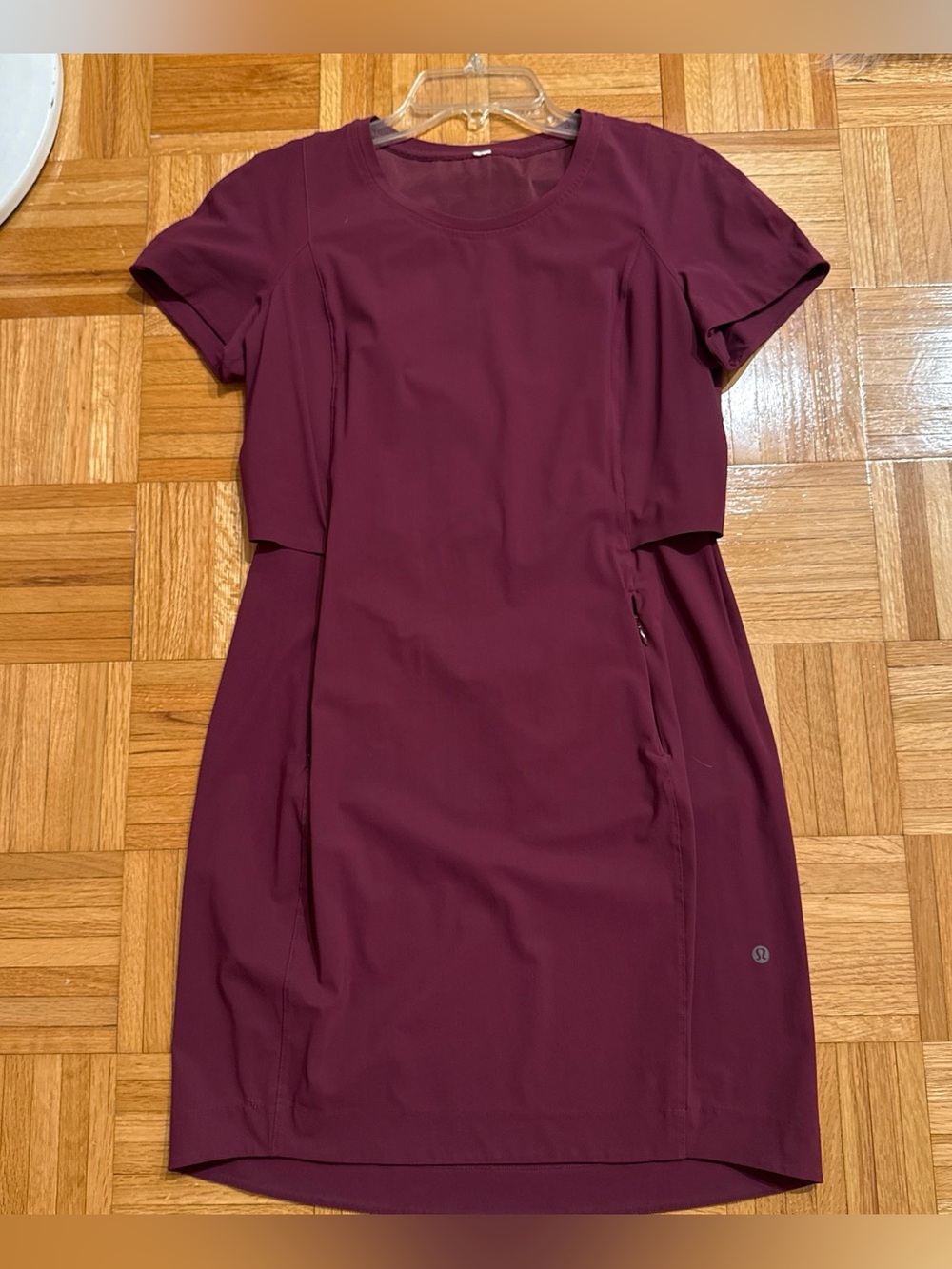 Lululemon endeavor dress, flattering, comfortable and functional!